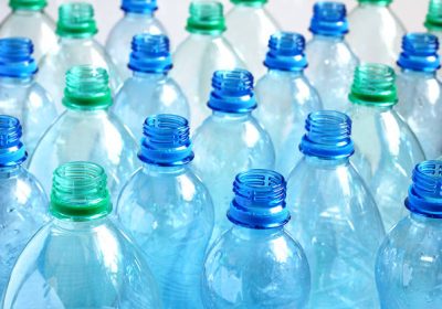 Consigne des bouteilles en plastique – La raison l’a emporté