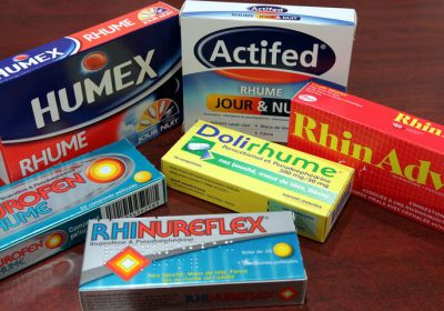 Médicaments contre le rhume – Officiellement déconseillés mais vendus sans précaution