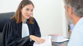 Litige avec un avocat… Quels sont vos droits !
